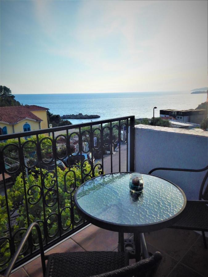 Vila Teodora Sveti Stefan Esterno foto